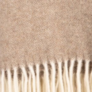 Alternative view of Kashmir & Merinovilla huopa Beige