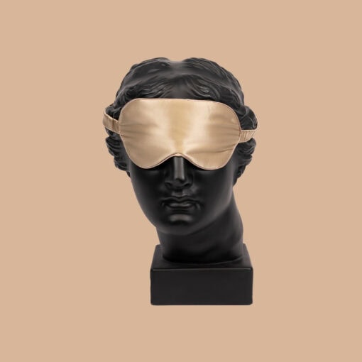 Silkkiset Unimaskit
